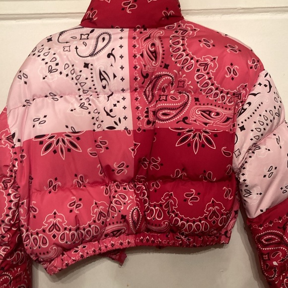 Multi color cropped puffer jacket - Picture 3 of 12